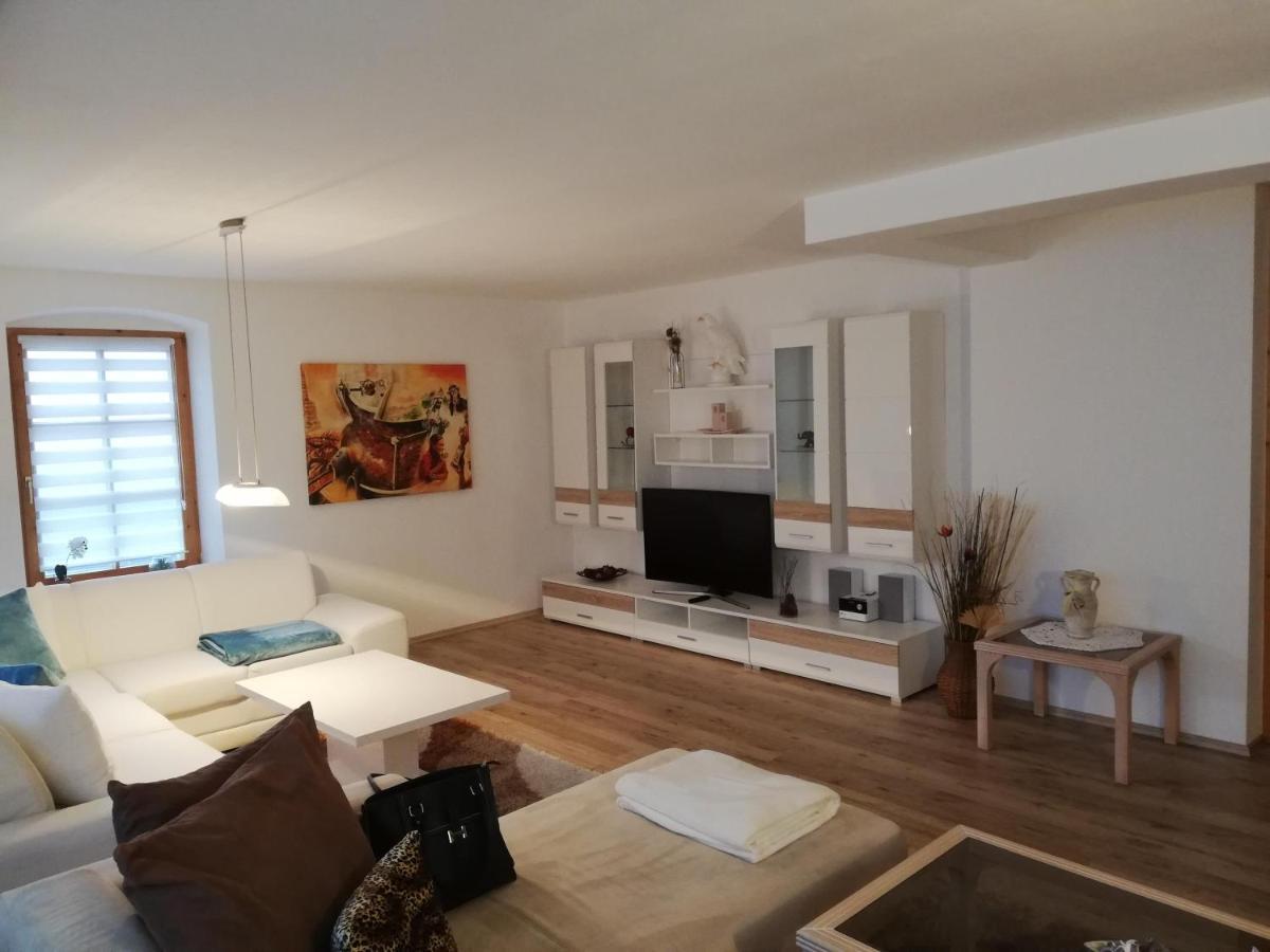 Ferienwohnung "Zum See" 마우라흐 외부 사진