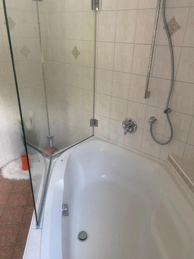 Ferienwohnung "Zum See" 마우라흐 외부 사진